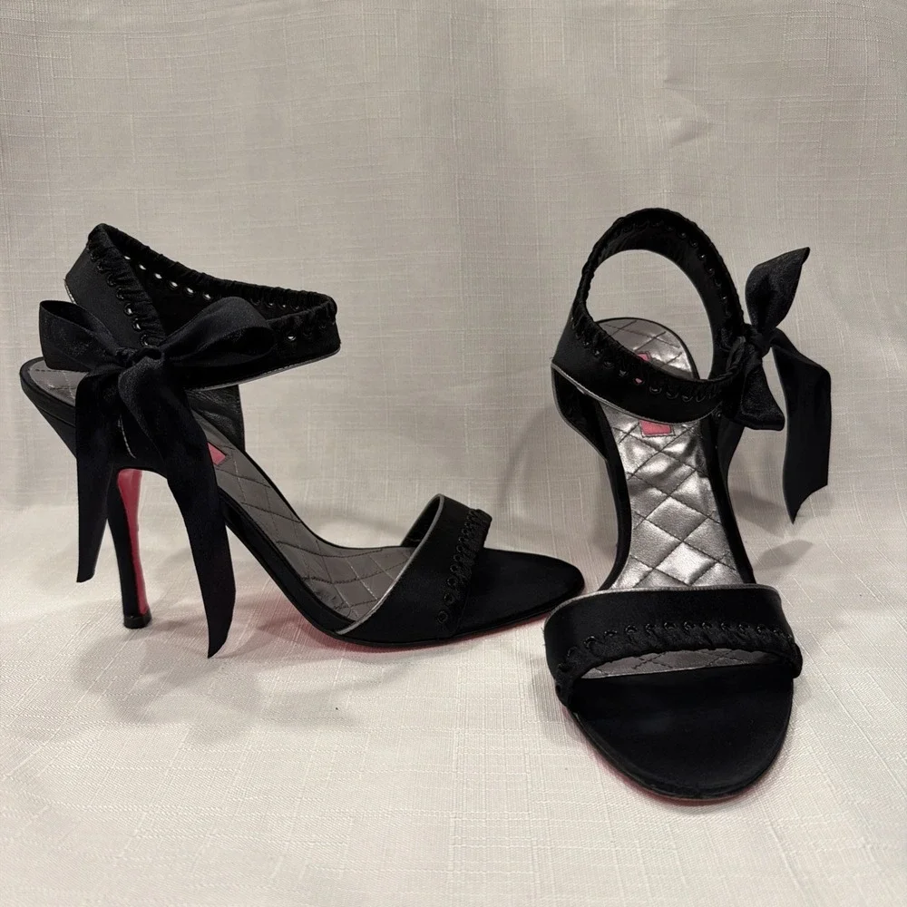 Betsey Johnson Black Satin Heels Stilettos Ankle Strap Bow Sz. 9.5 M Silver Trim